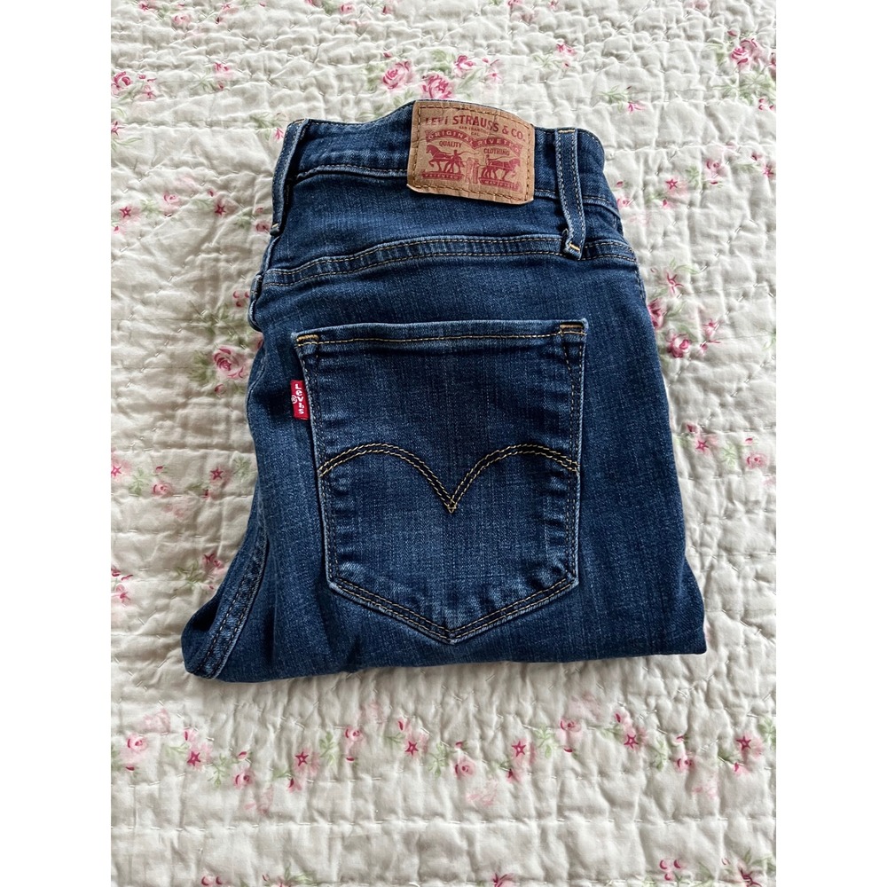 Levi Strauss Co 721 High Rise‎ Skinny Jeans Blue Distressed Raw Hem Women 28